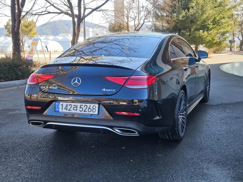 Mercedes-Benz CLS-Class