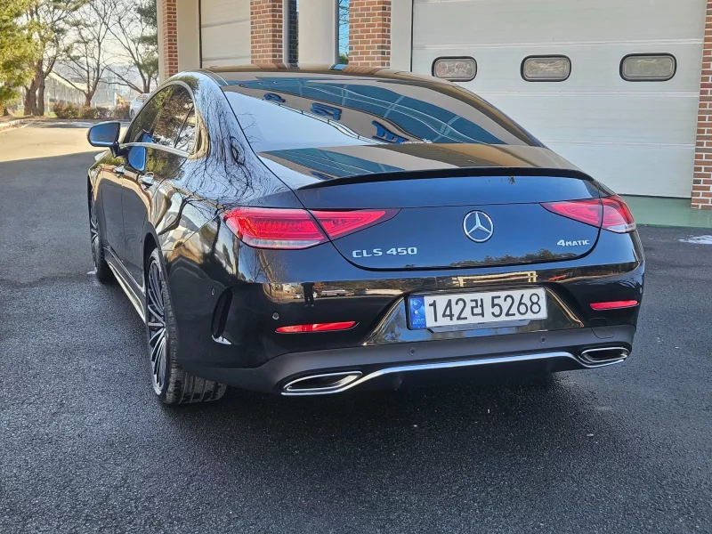 Mercedes-Benz CLS-Class