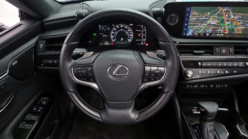 Lexus ES300h