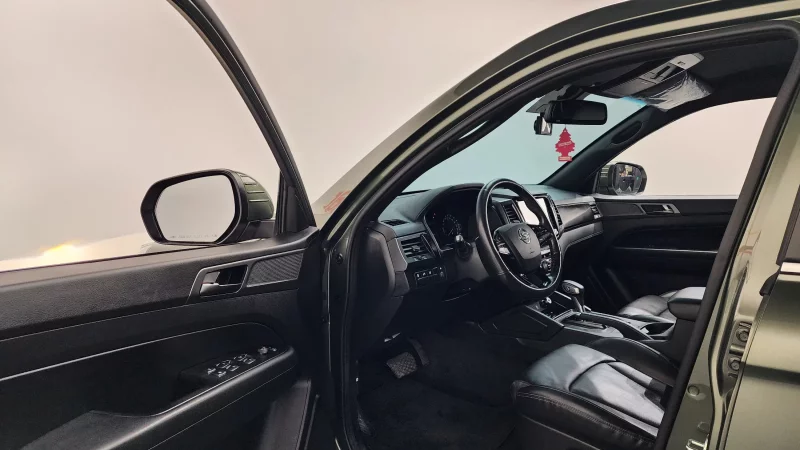 SsangYong Rexton Sports