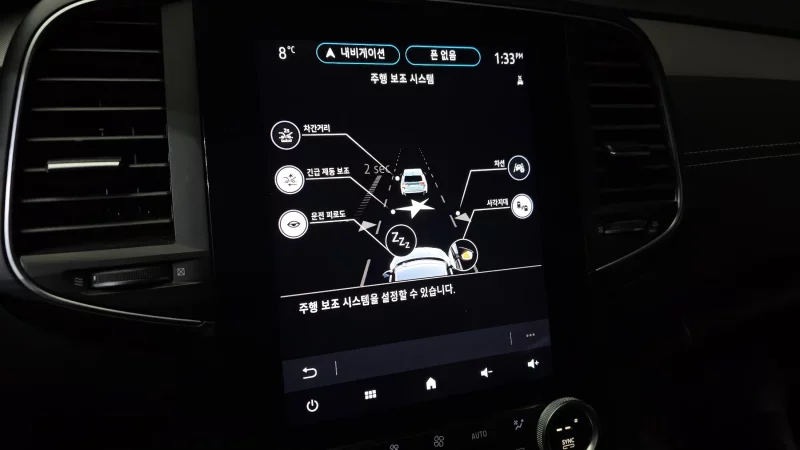 Renault SM6