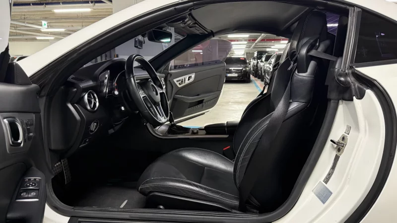 Mercedes-Benz SLK-Class