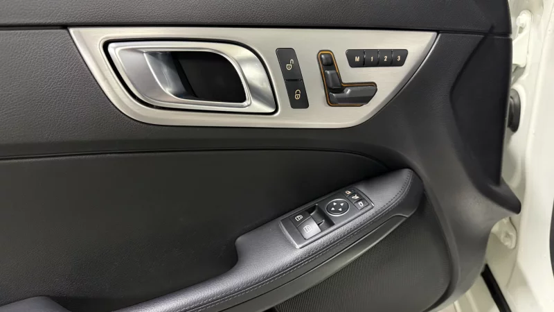 Mercedes-Benz SLK-Class