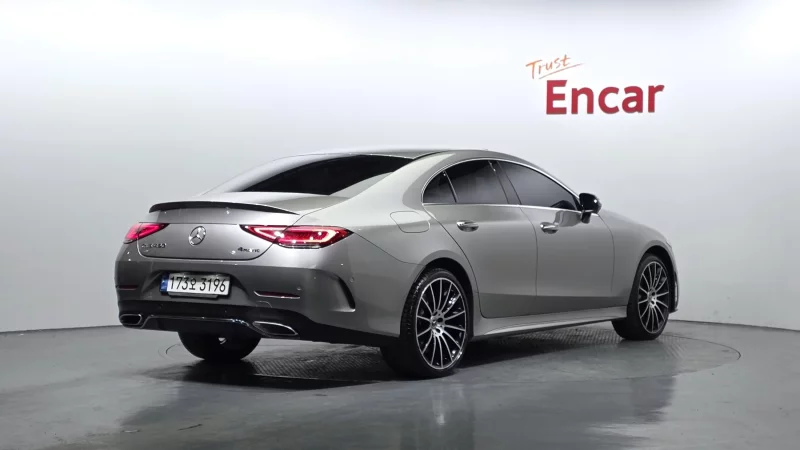 Mercedes-Benz CLS-Class