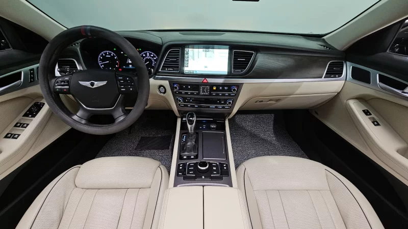 Hyundai Genesis