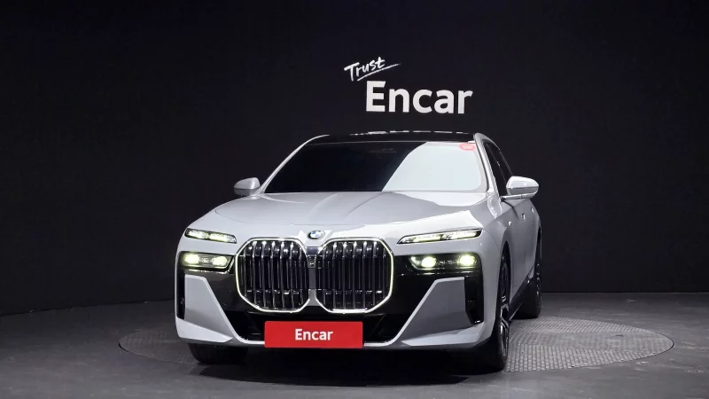 BMW 7-Series