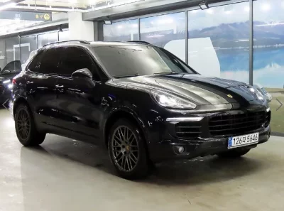 Porsche CAYENNE