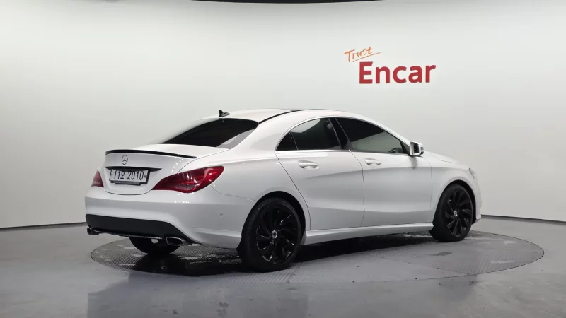 Mercedes-Benz CLA-Class