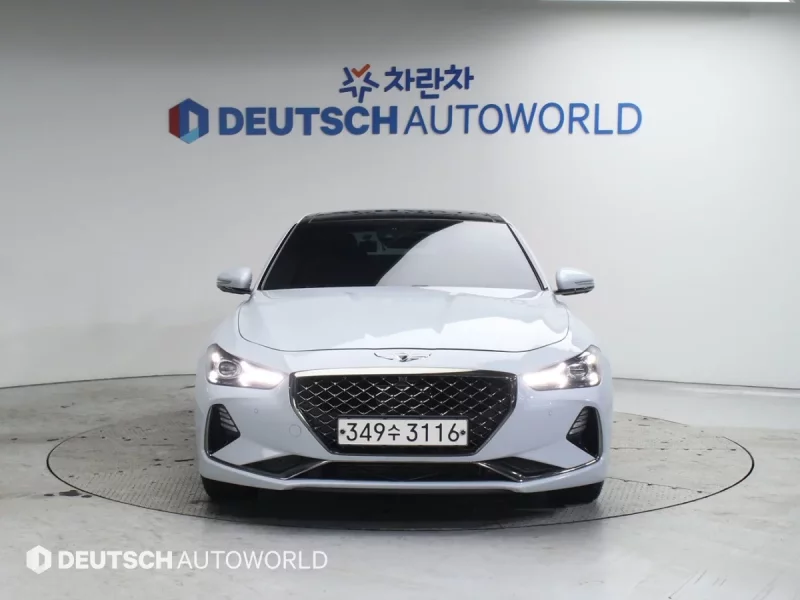 Genesis G70