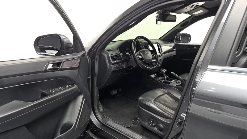 SsangYong Rexton Sports Khan