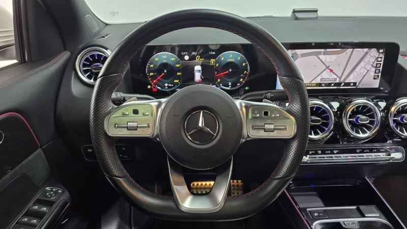 Mercedes-Benz GLA-Class
