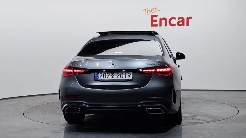 Mercedes-Benz C-Class