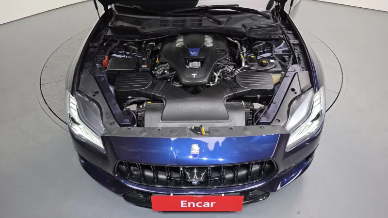 Maserati QUATTROPORTE