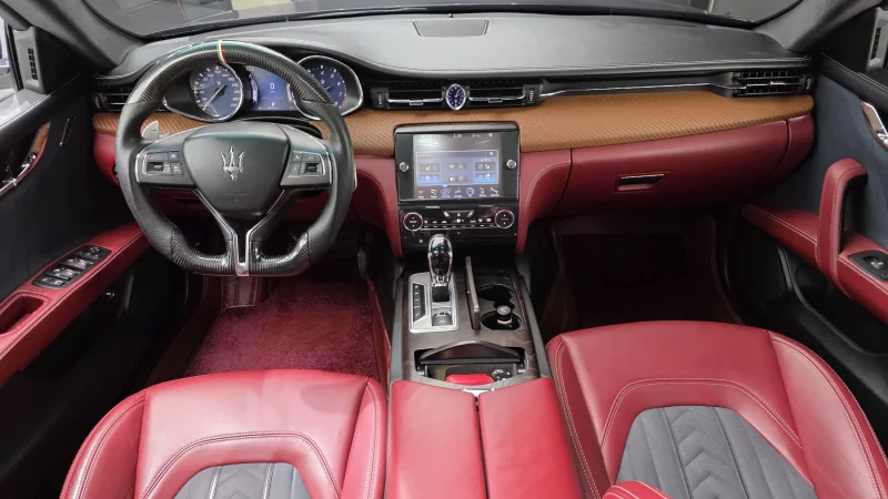 Maserati QUATTROPORTE