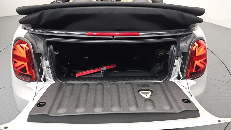 MINI Cooper Convertible