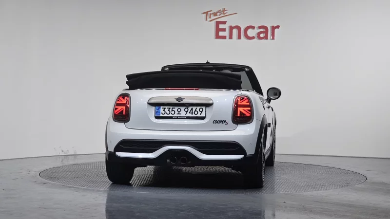 MINI Cooper Convertible