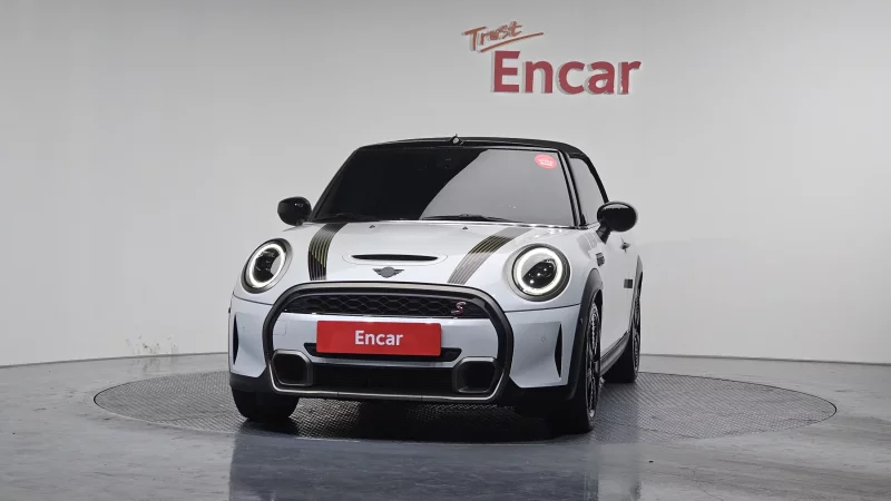 MINI Cooper Convertible