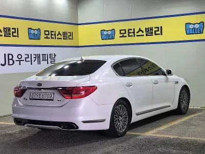 Kia K9