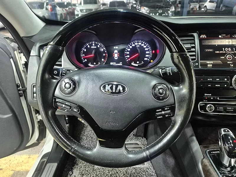 Kia K9