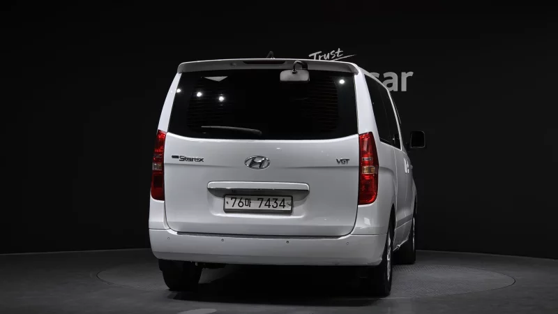 Hyundai Grand Starex