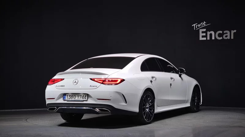 Mercedes-Benz CLS-Class
