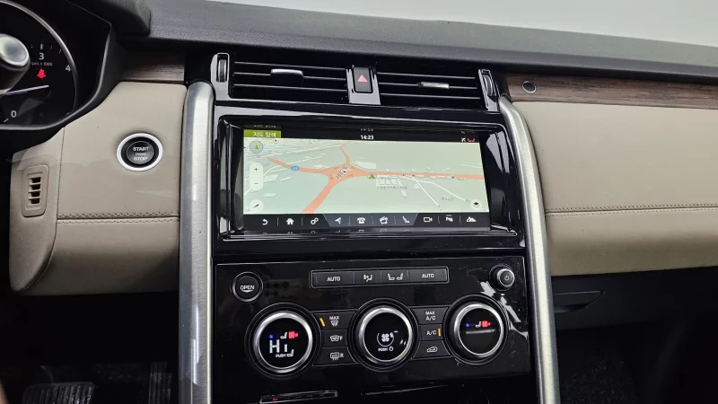 Land Rover DISCOVERY