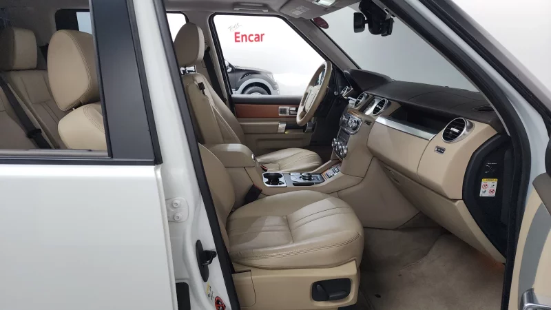 Land Rover DISCOVERY