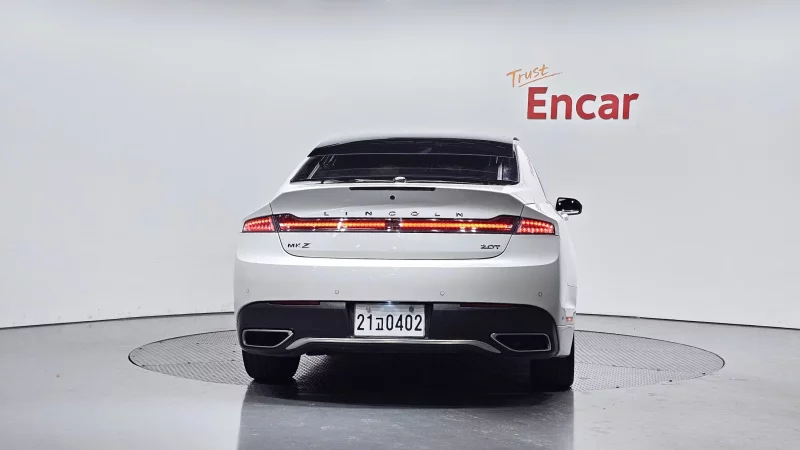 Lincoln MKZ