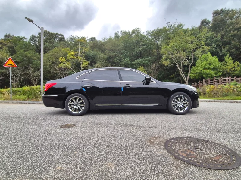 Hyundai Equus