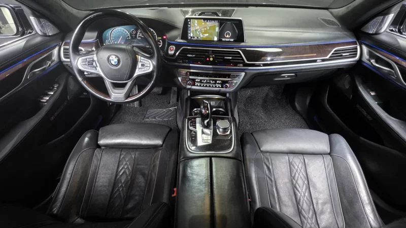 BMW 7-Series