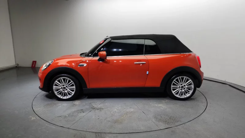 MINI Cooper Convertible
