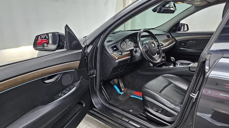 BMW 5-Series Gran Turismo