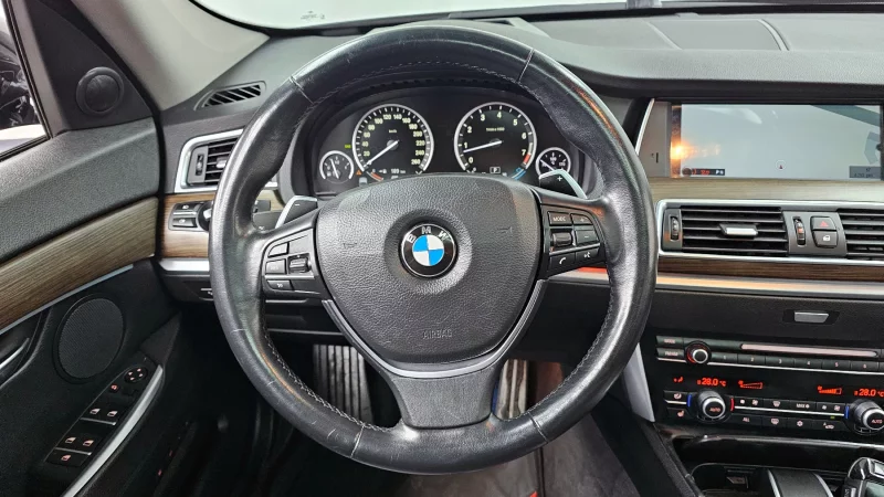 BMW 5-Series Gran Turismo