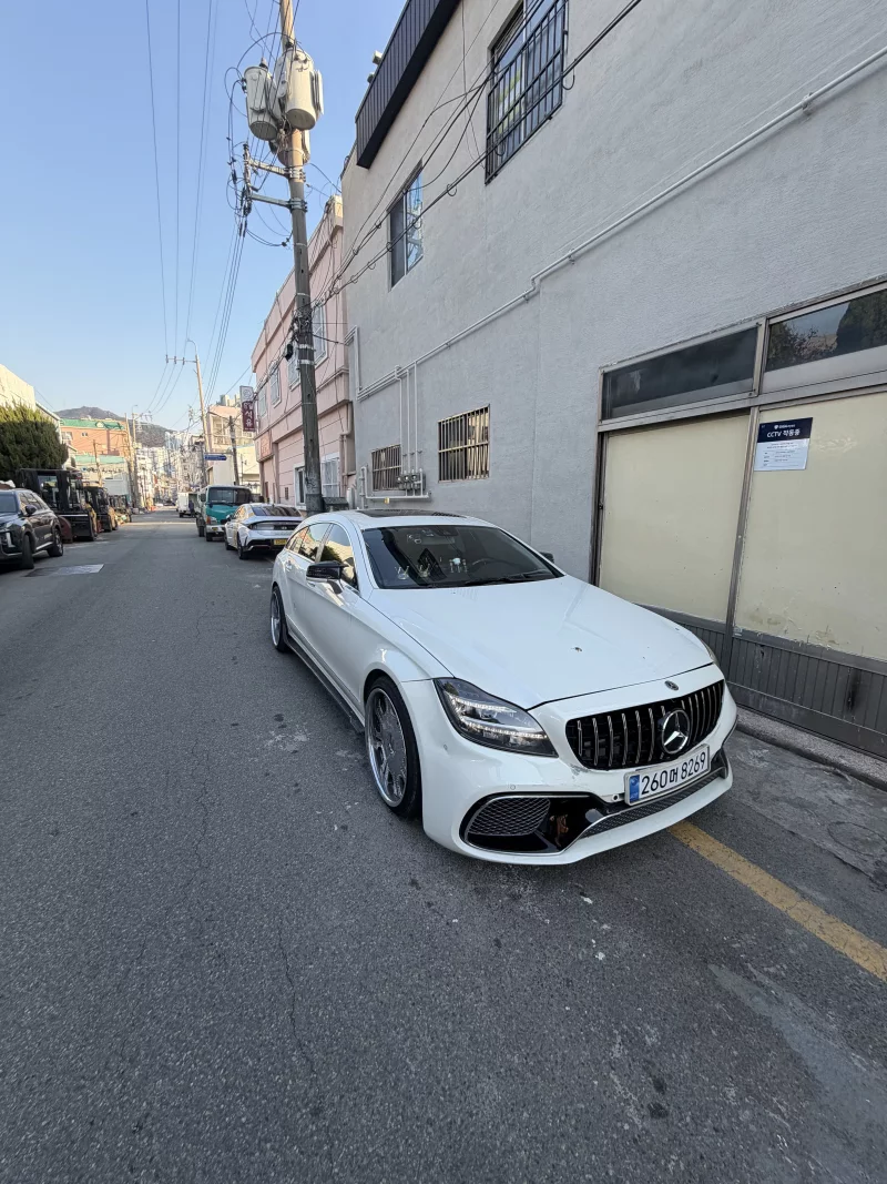 Mercedes-Benz CLS-Class