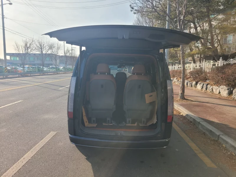 Hyundai Staria