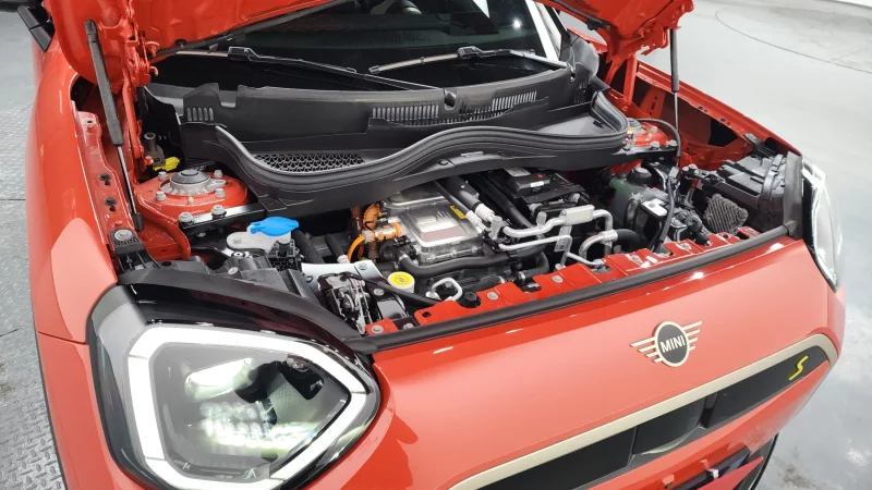 MINI Aceman