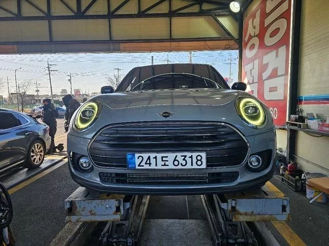 MINI Clubman