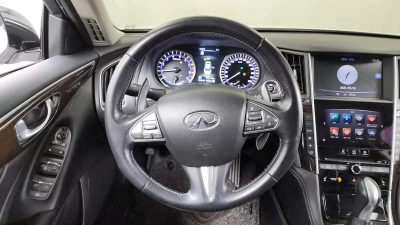 Infiniti Q50