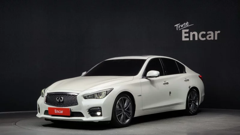Infiniti Q50