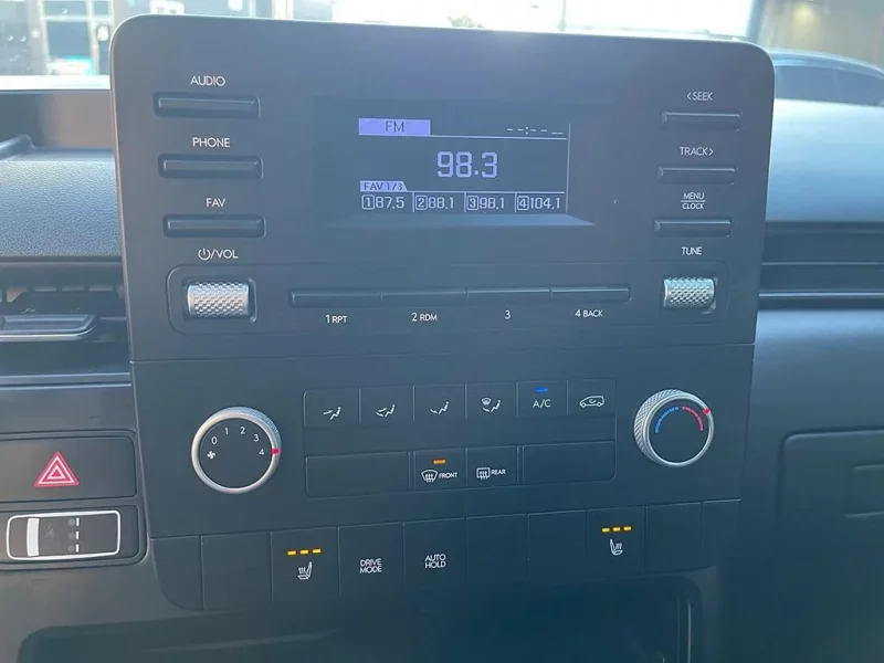 Hyundai Staria