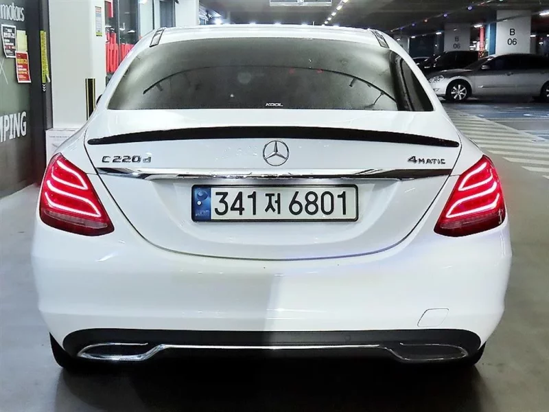 Mercedes-Benz C-Class