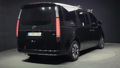 Hyundai Staria