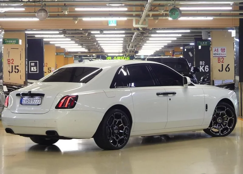 Rolls-Royce GHOST