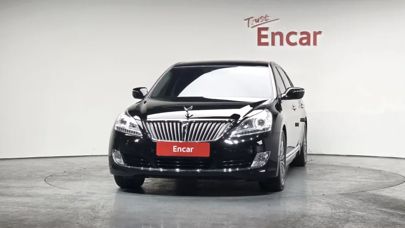 Hyundai Equus