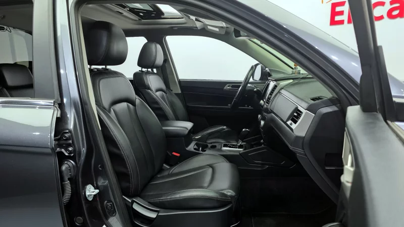 SsangYong Rexton Sports