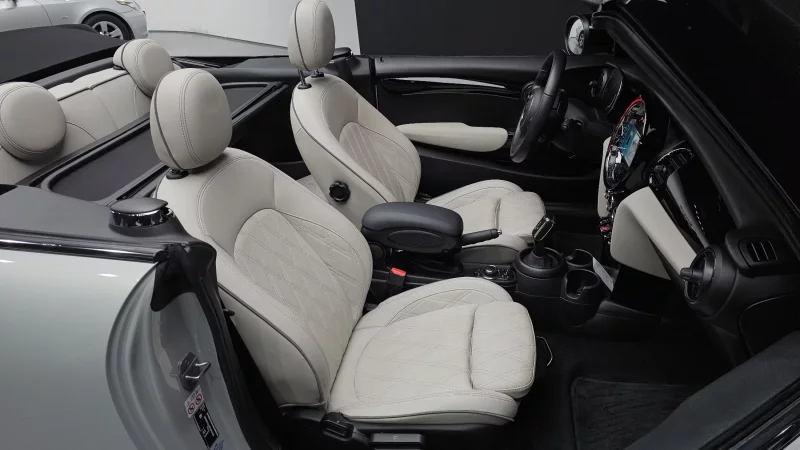 MINI Cooper Convertible