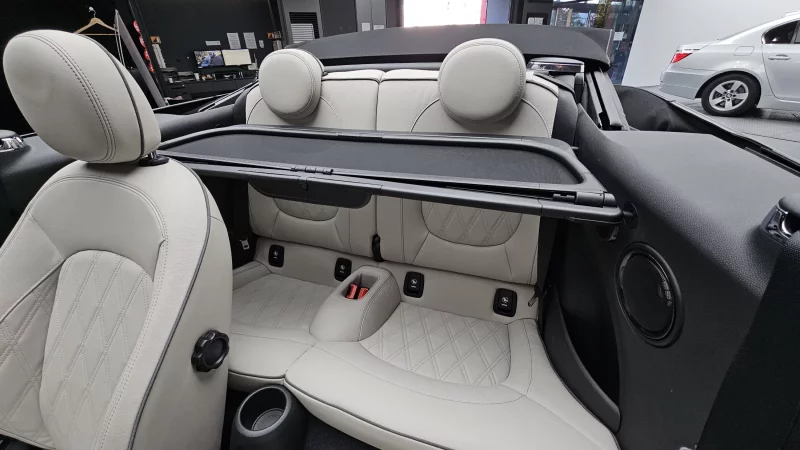 MINI Cooper Convertible