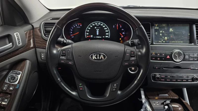 Kia K7