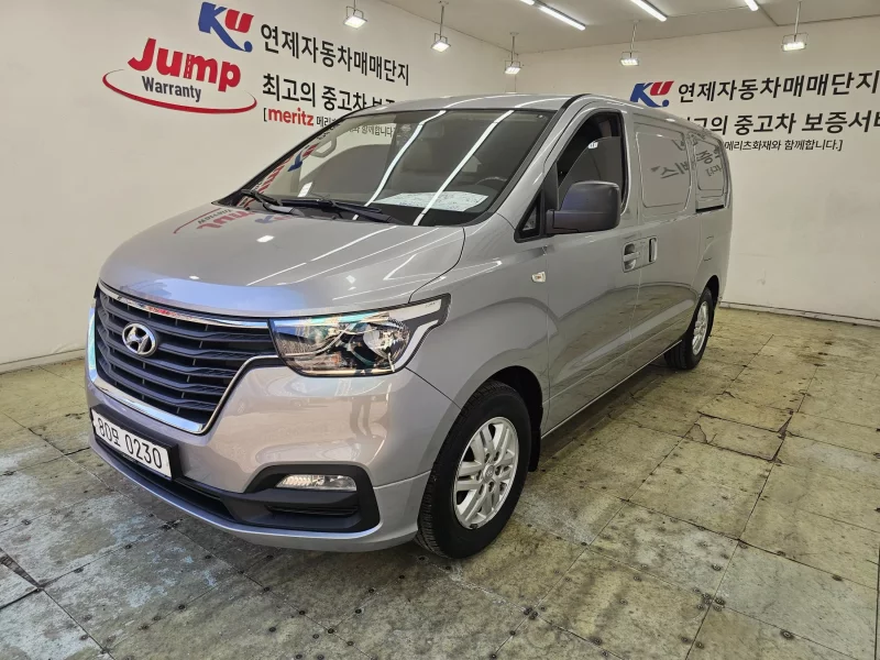 Hyundai Grand Starex