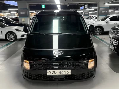 Hyundai Staria
